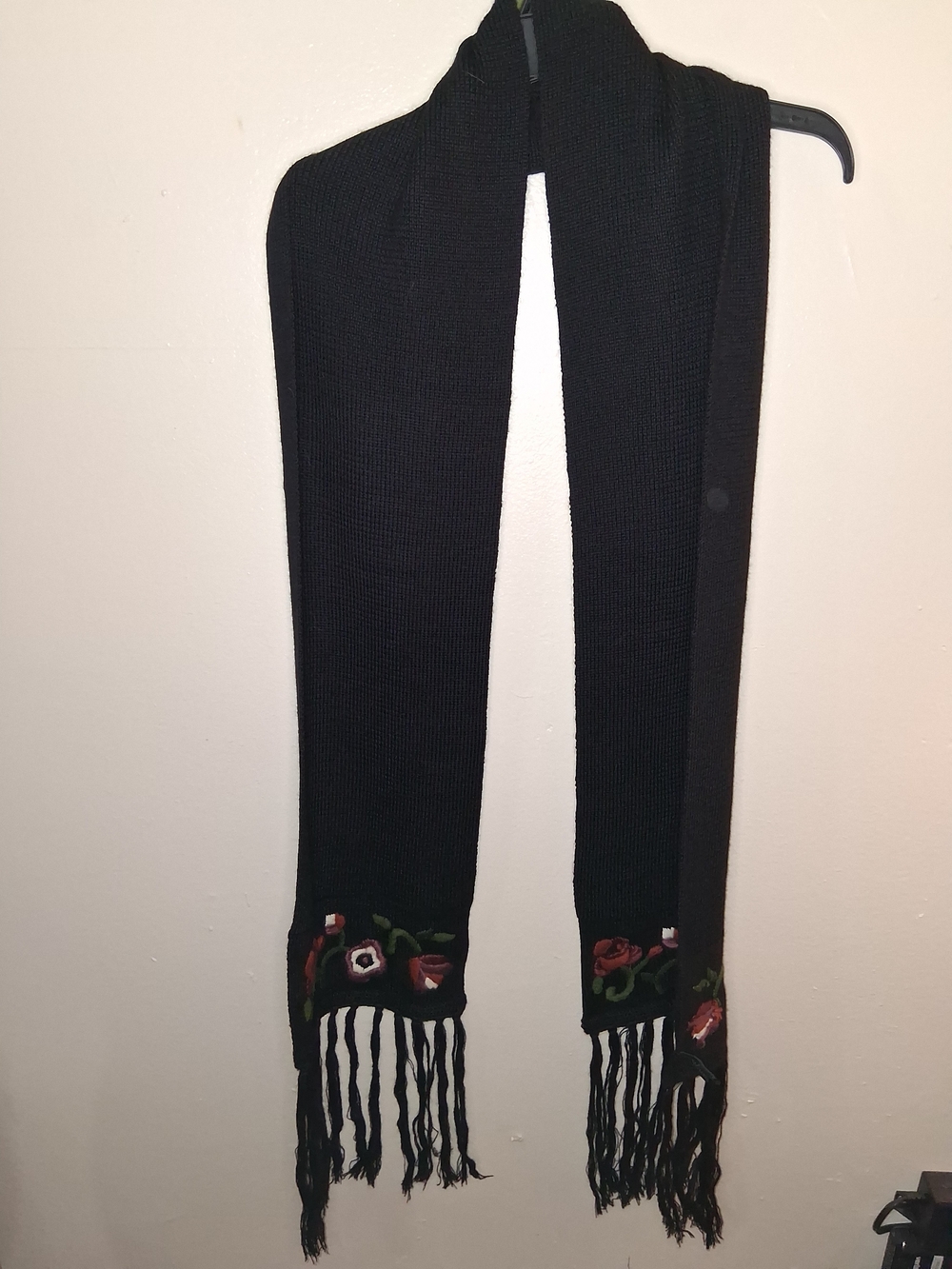 Black Women's Embroidered Fringe Scarf Jeans Accessory